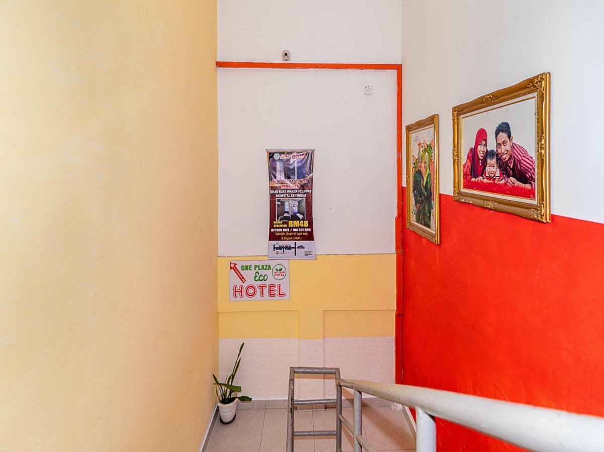Spot On 90042 One Plaza Eco Hotel Keningau Eksteriør billede